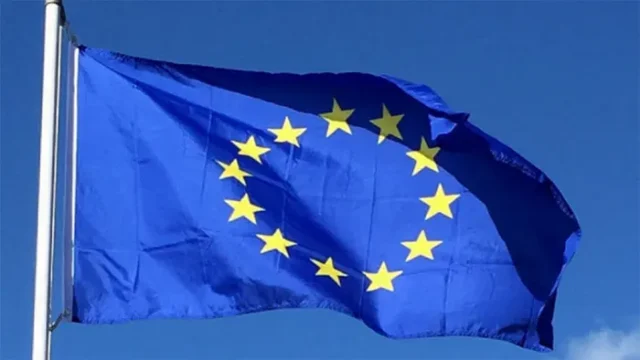 100789_eu